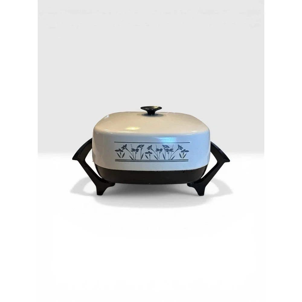 VTG West Bend BLUE FLOWER 72616  Electric Griddle Skillet Fryer‎ Works Great 11